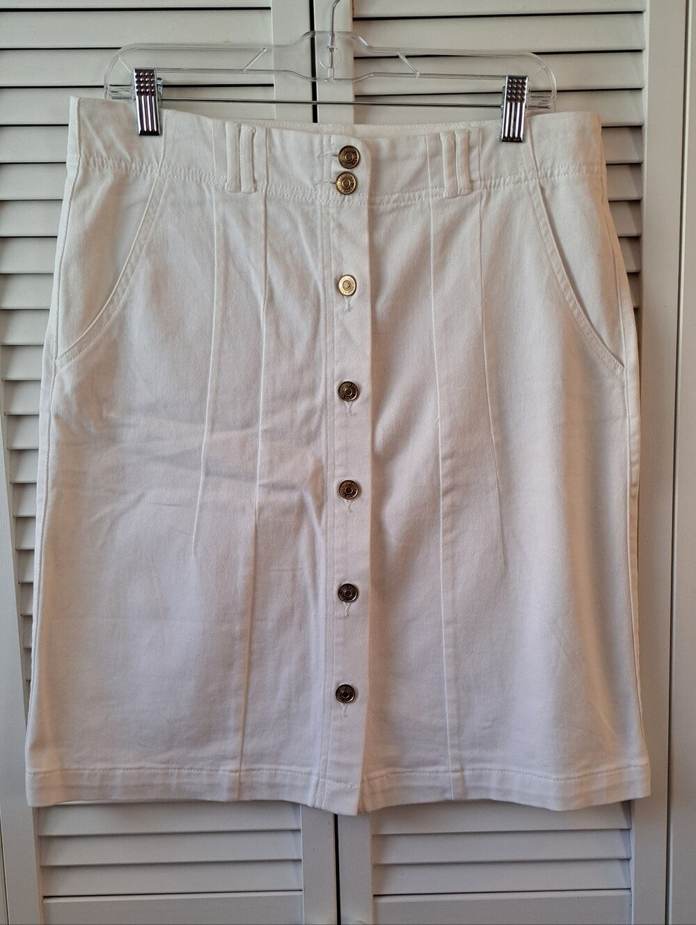 Izod Skirt